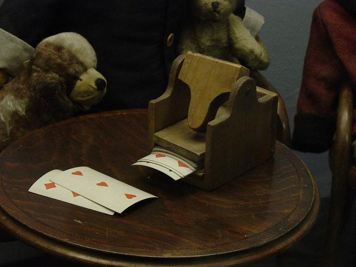 28 card dealer.JPG